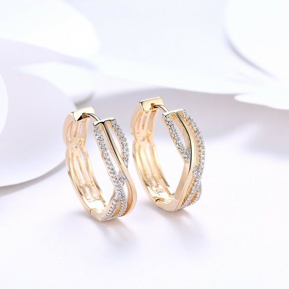 New 18K Gold Plated Hoop Earrings - Picture 2 of 4